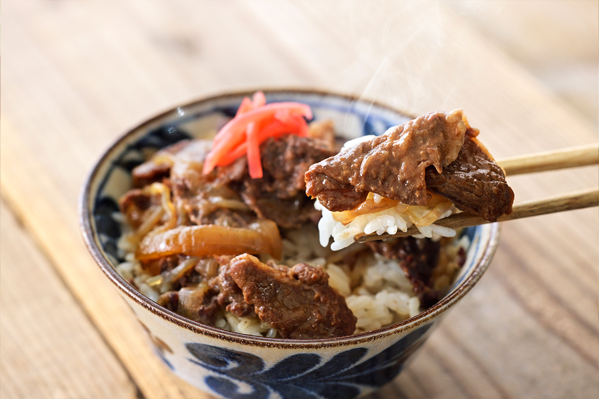 昆布だしを使った雄武牛うまみ牛丼